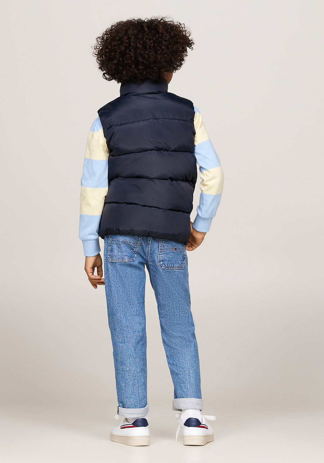 B ESSENTIAL PADDED VEST 220805