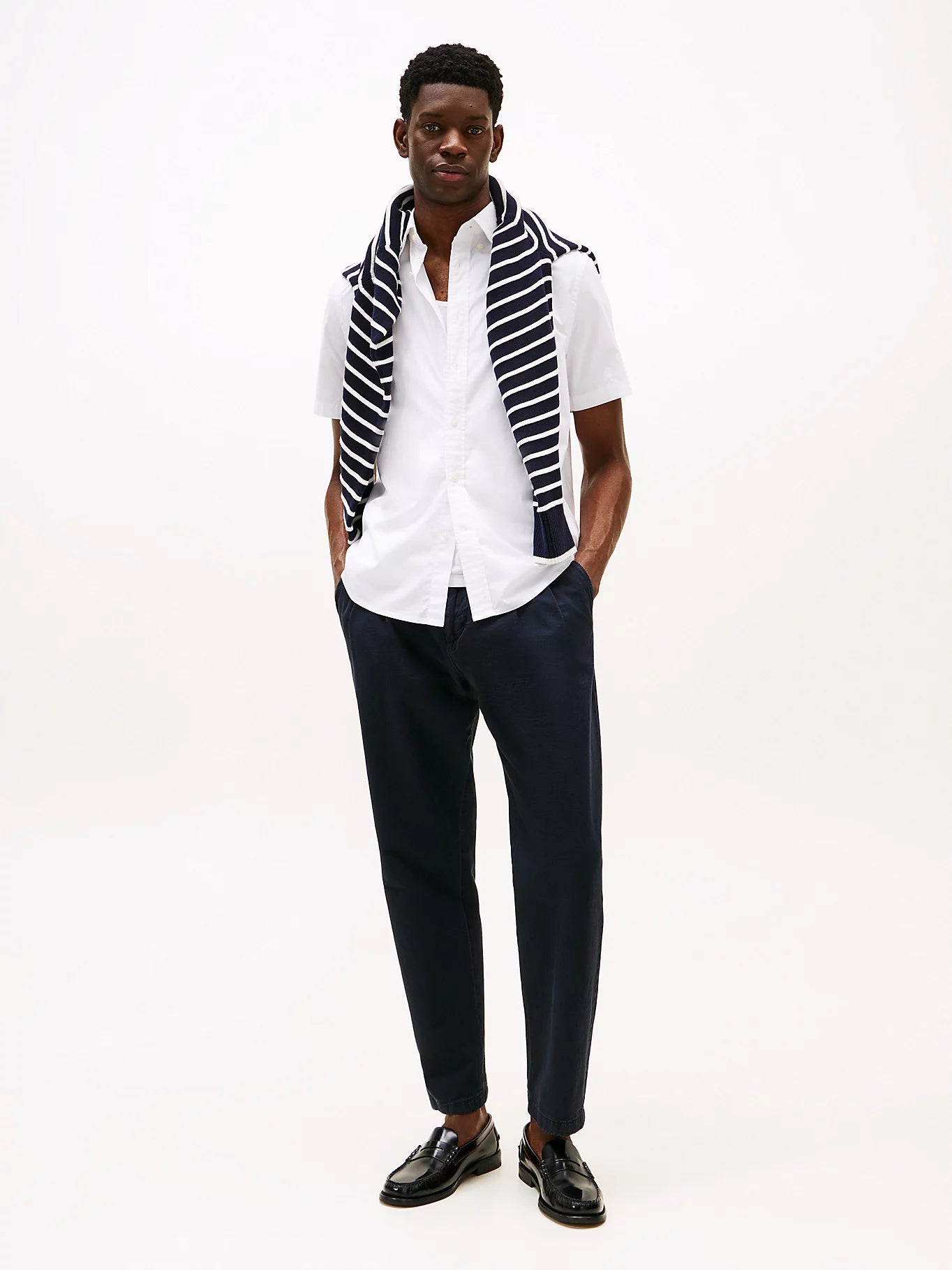 FLEX POPLIN SOLID S/S SHIRT 240605