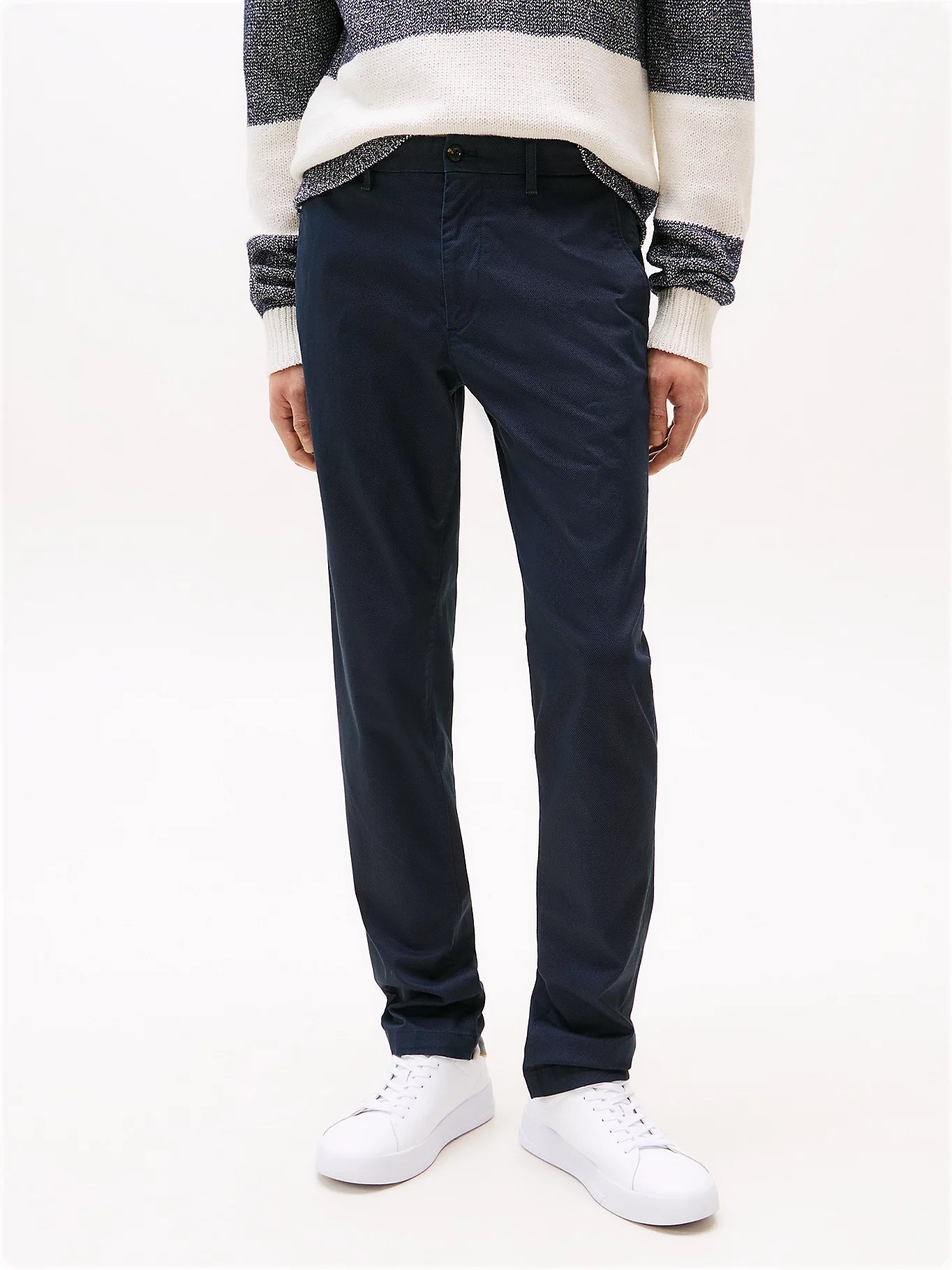 BLEECKER PRINTED STRUCTURE CHINO 237533