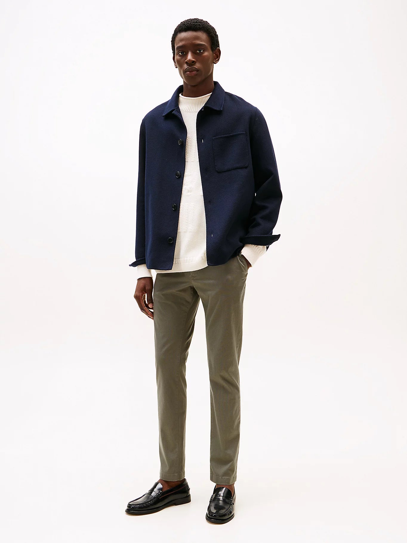BLEECKER PRINTED STRUCTURE CHINO 237534