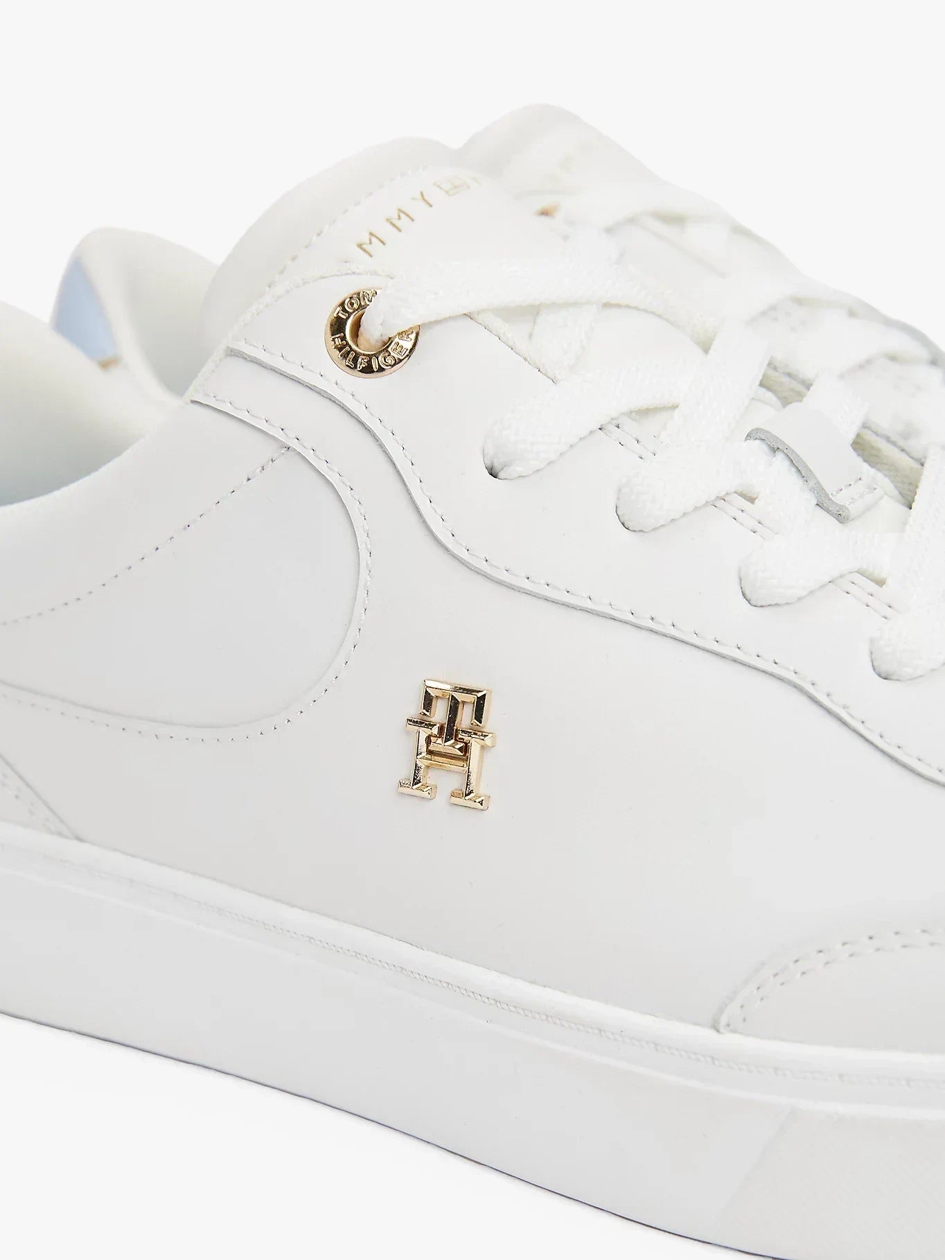 ESSENTIAL CHIC COURT SNEAKER 240411 - LUX54