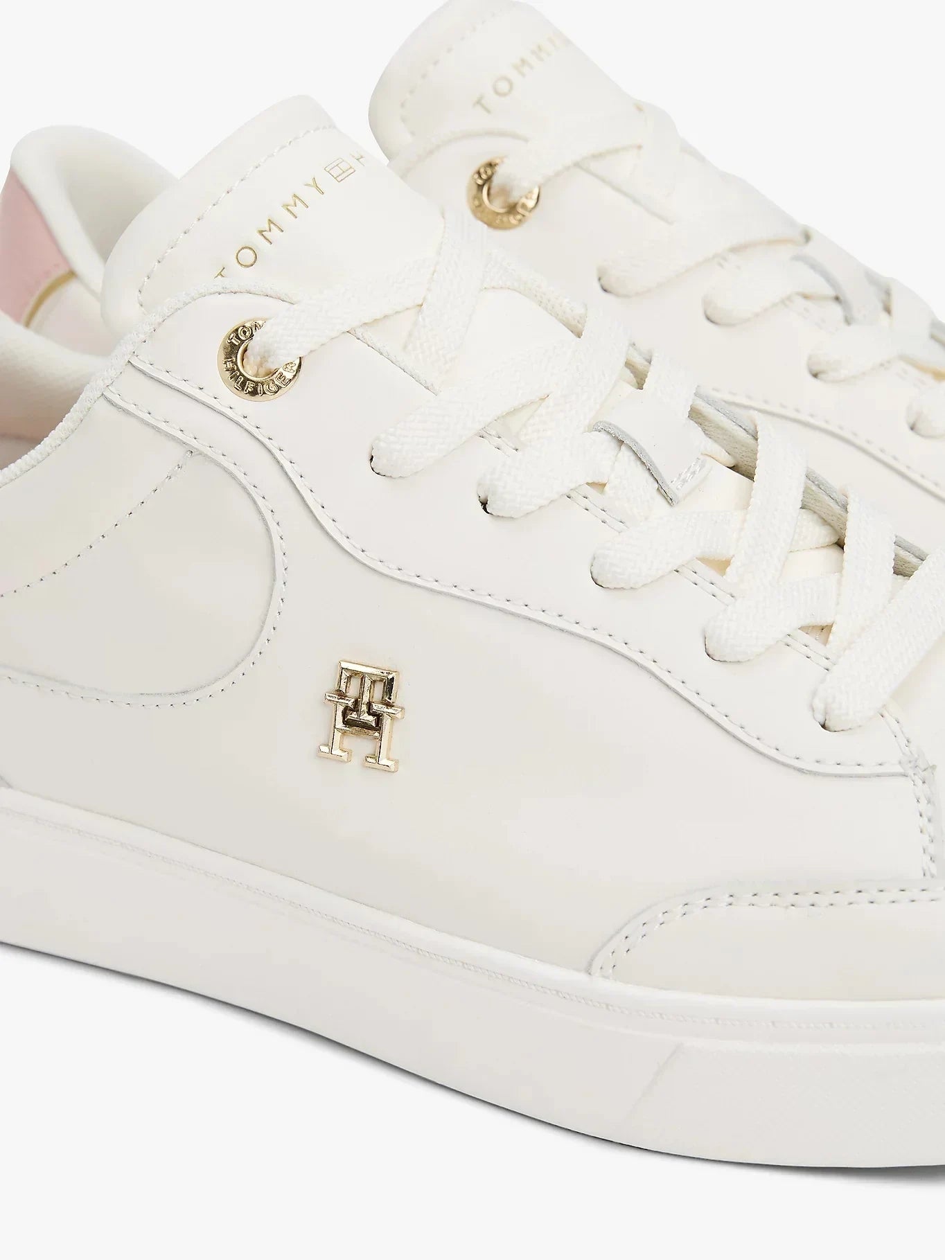ESSENTIAL CHIC COURT SNEAKER 240412 - LUX54