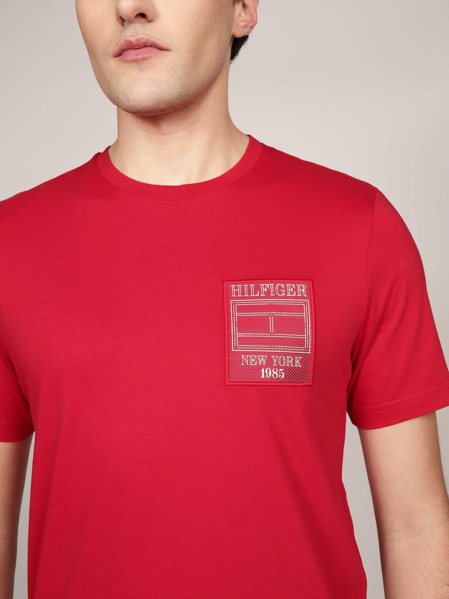 HILFIGER OUTLINE FLAG TEE 240720 - LUX54