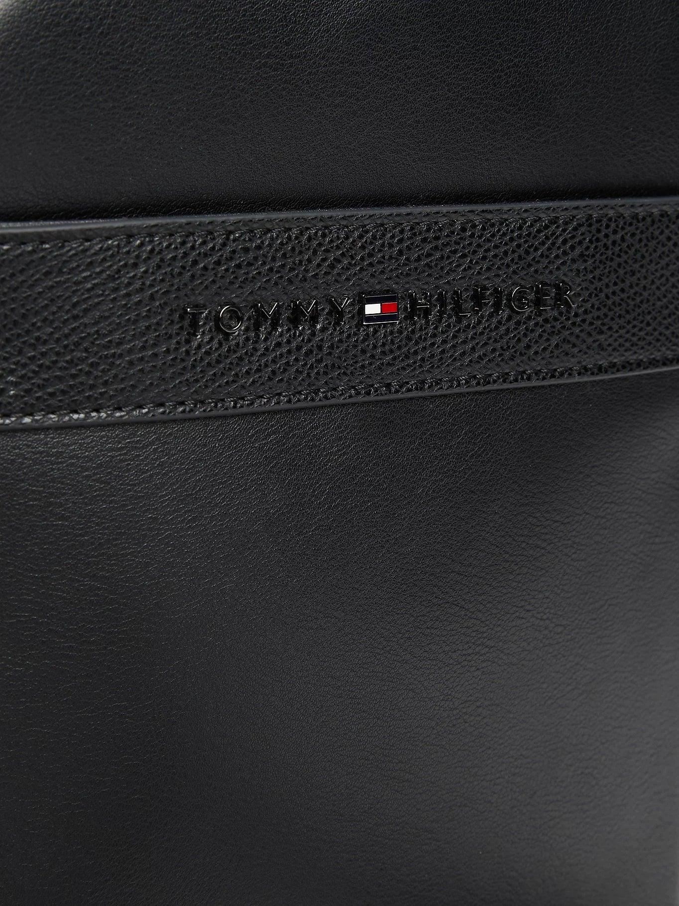 TH CORP MINI REPORTER 239685 - LUX54