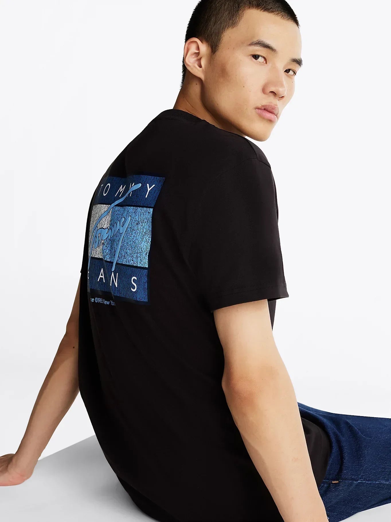 TJM REG RWB FLAG TEE EXT 237130 - LUX54