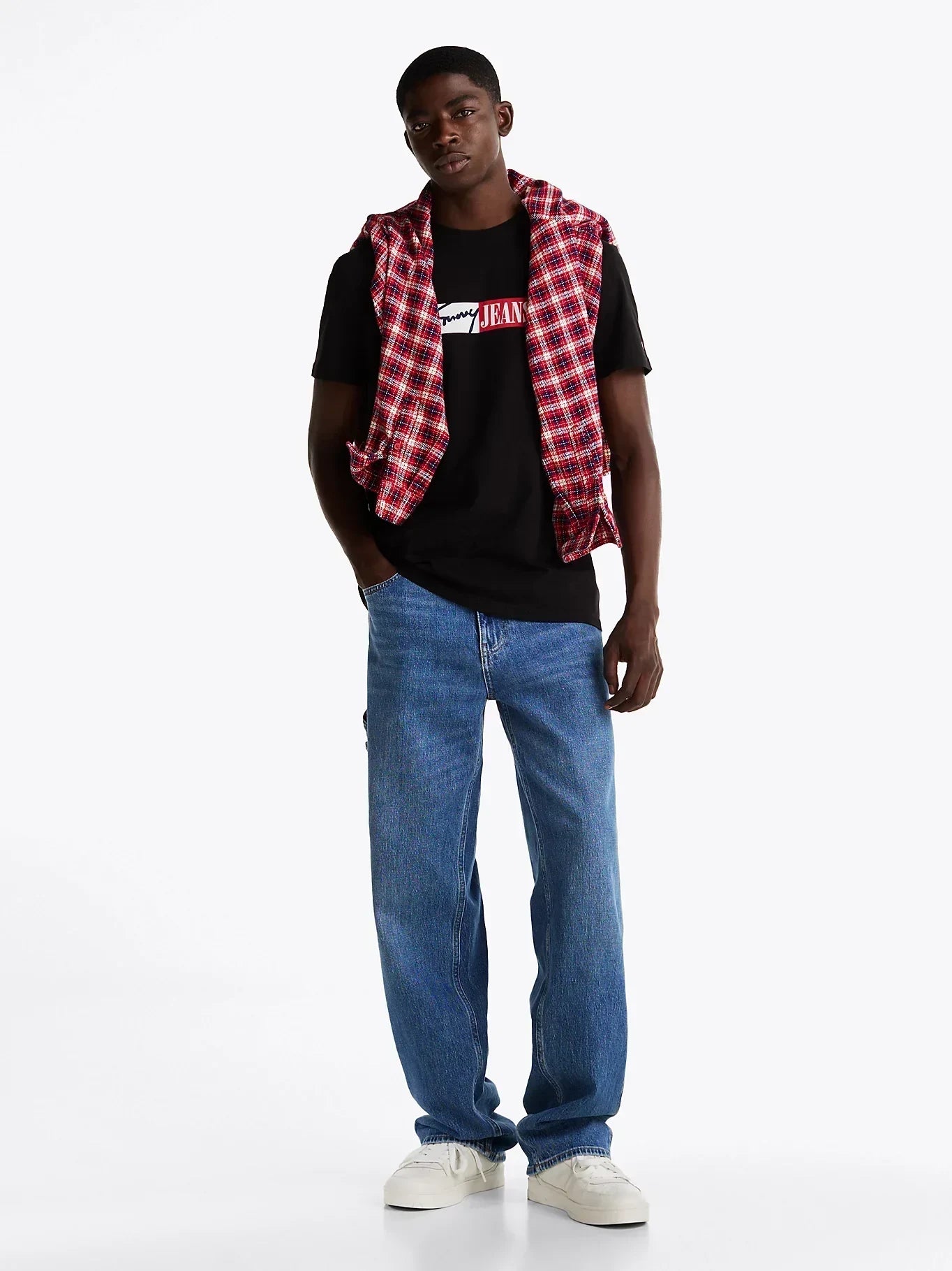 TJM SLIM ENTRY GRAPHIC TEE EXT 237102 - LUX54