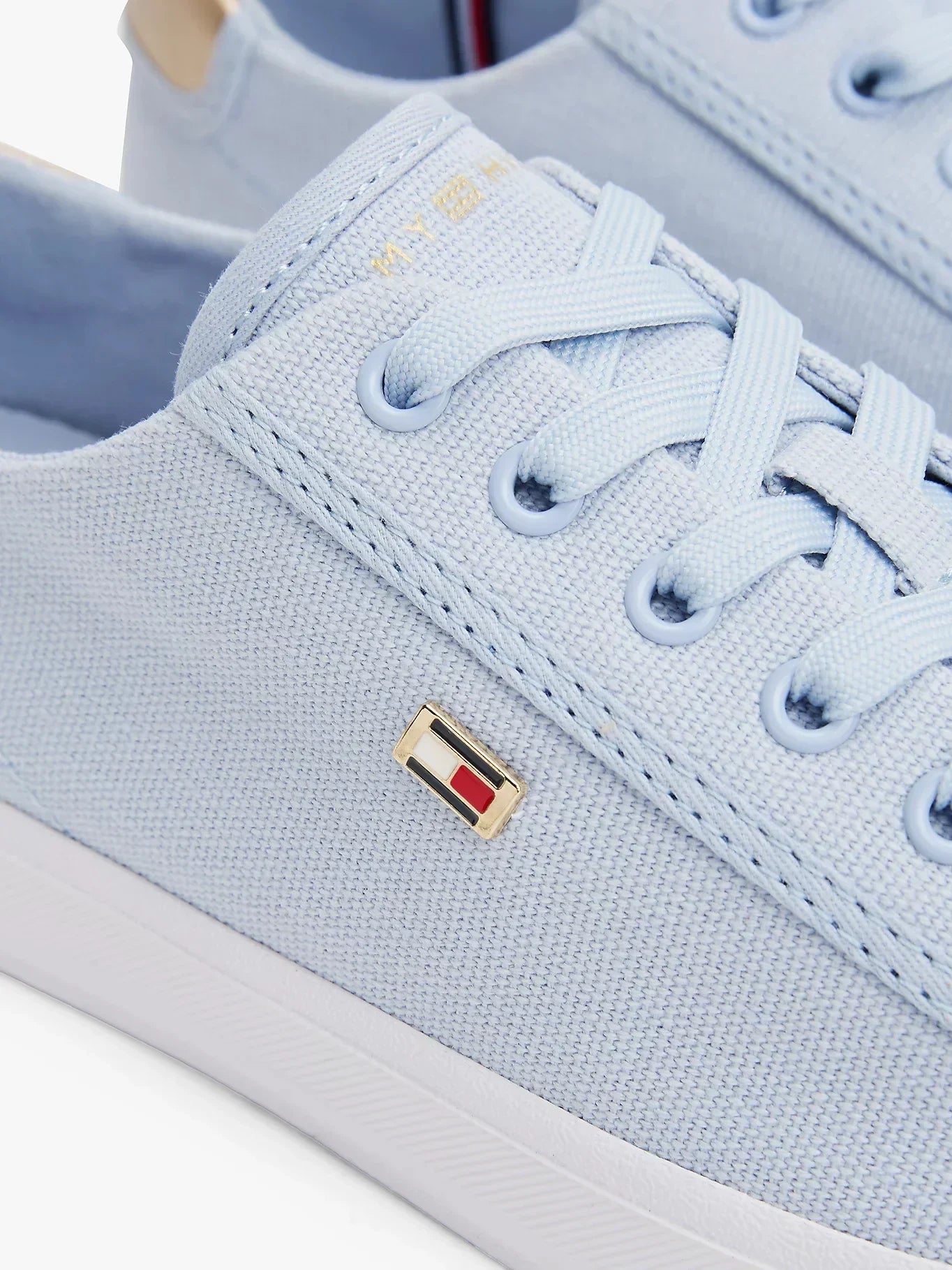 VULC CANVAS LACE UP SNEAKER 240528 - LUX54