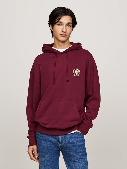 TJM REG TJ FLAG CREST HOOD EXT 234504
