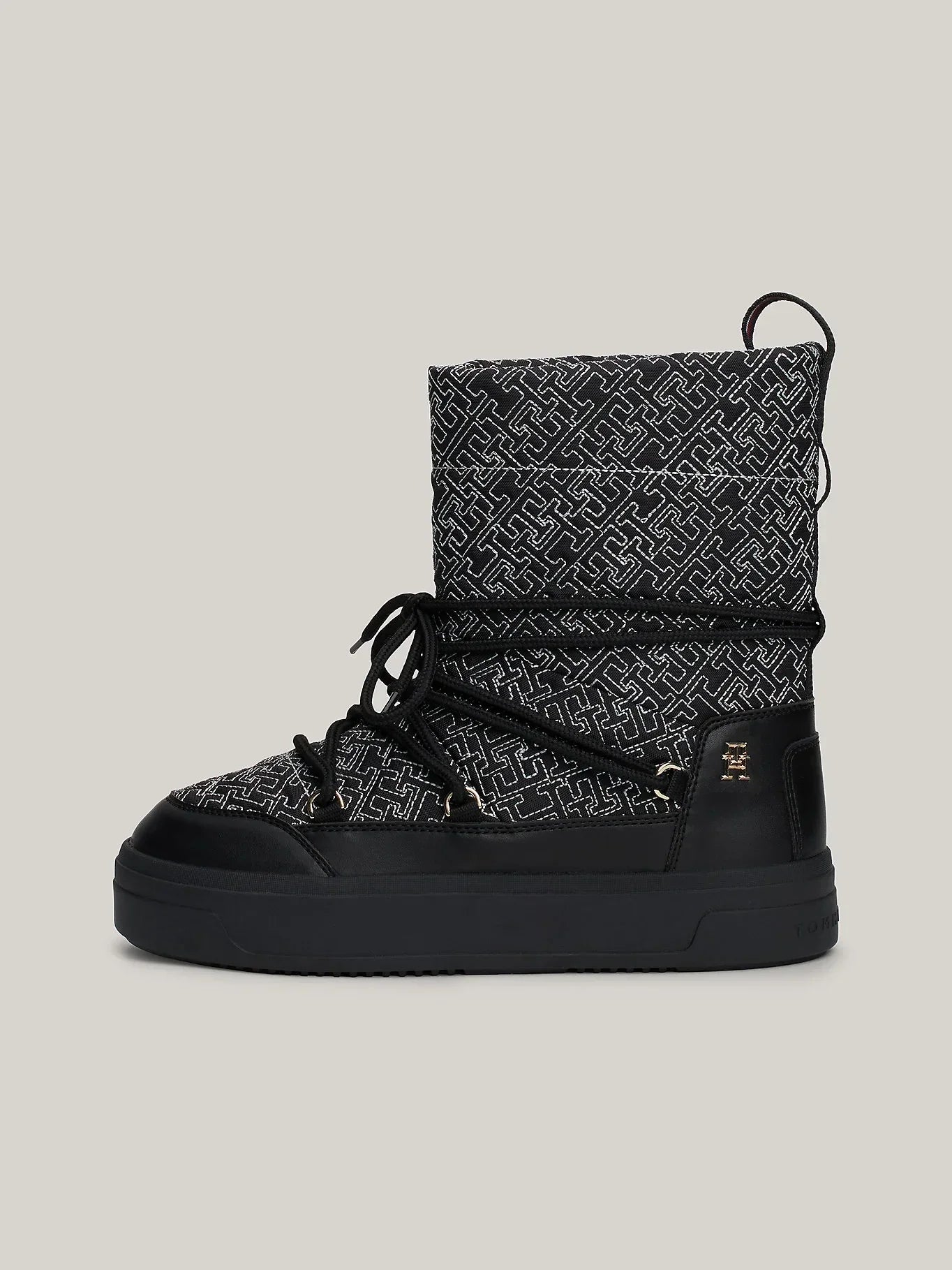 LACE-UP MONOGRAM SNOWBOOT 235073
