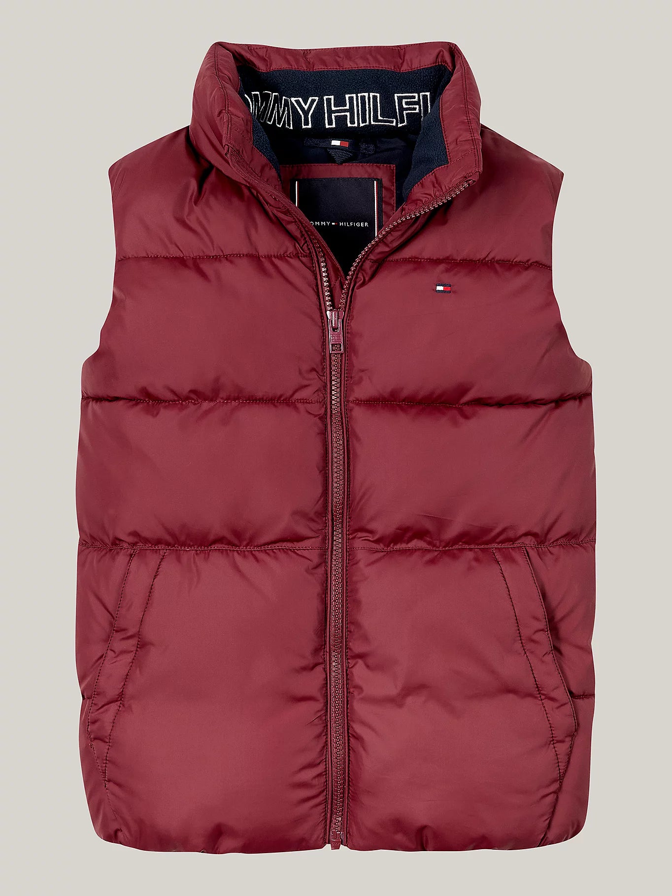 B ESSENTIAL PADDED VEST 232402