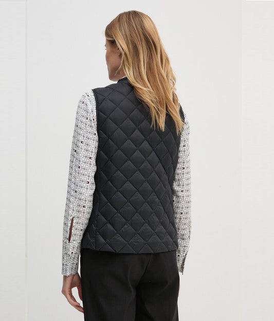 LW DOWN QUILTED COLLARLESS VEST 235400