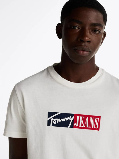 TJM SLIM ENTRY GRAPHIC TEE EXT 237106 - LUX54